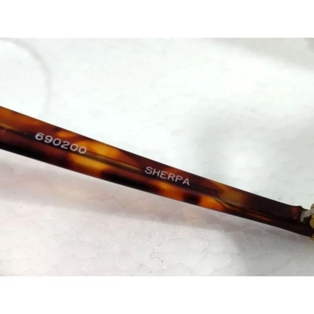 Sun Gear SunGear Mens Oval Metal Frame Unisex Tortoise Sunglasses  50-25-140
